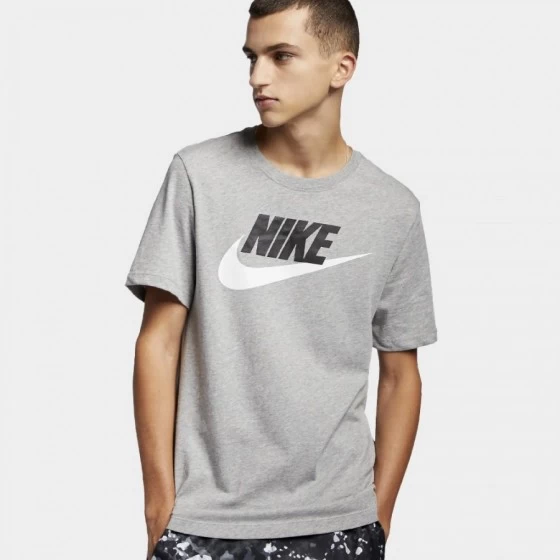 Nike T-Shirt M Icon Futura