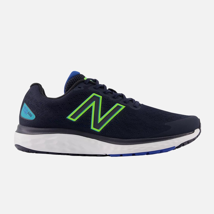 New Balance Chaussures M680