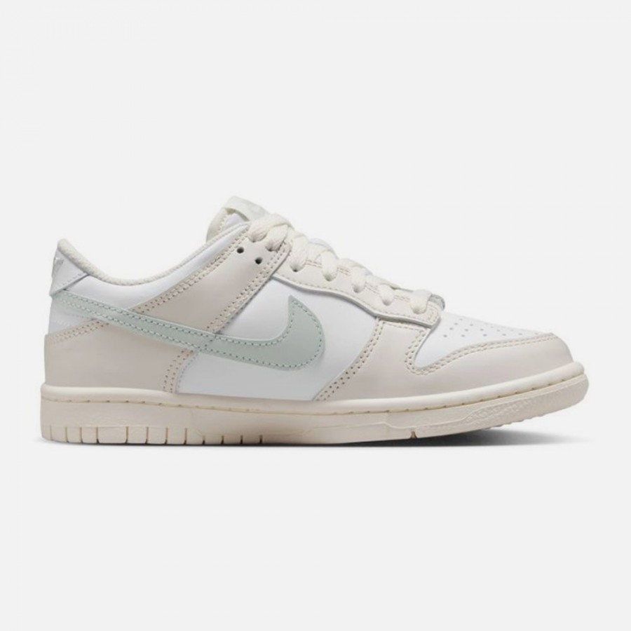 Nike Chaussures Dunk Low Bg